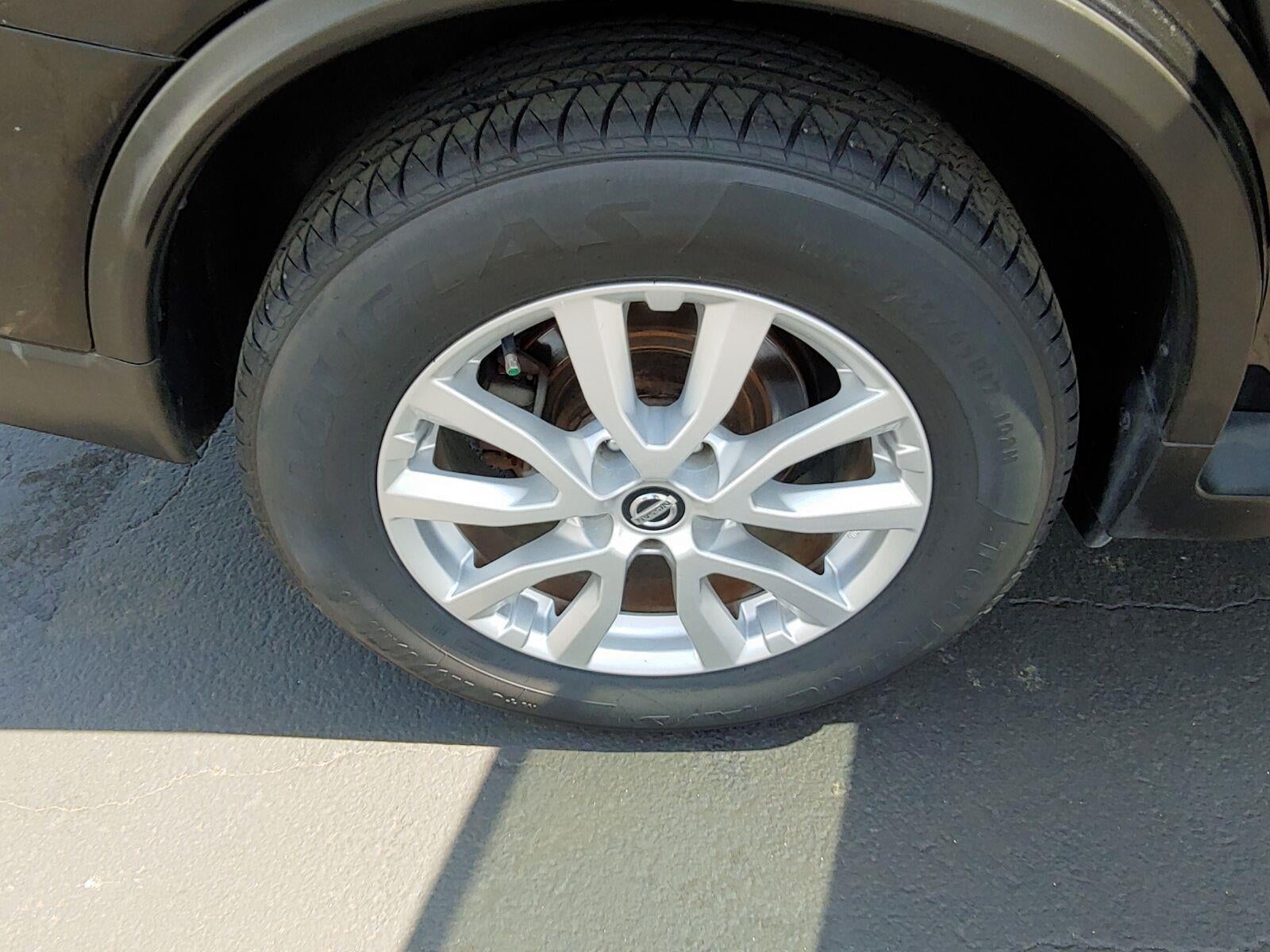 2017 Nissan Rogue SV