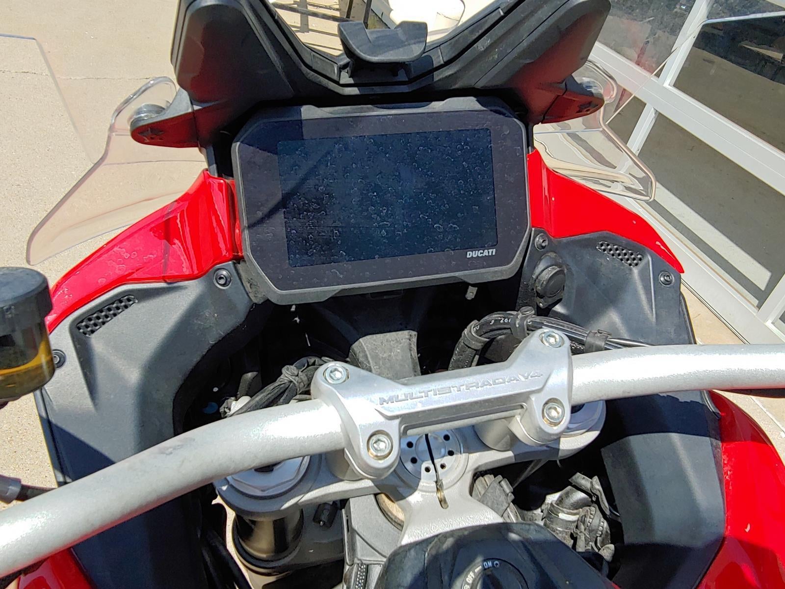 2022 DUCATI MULTISTRADA Base