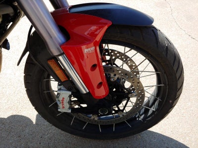 2022 DUCATI MULTISTRADA Base