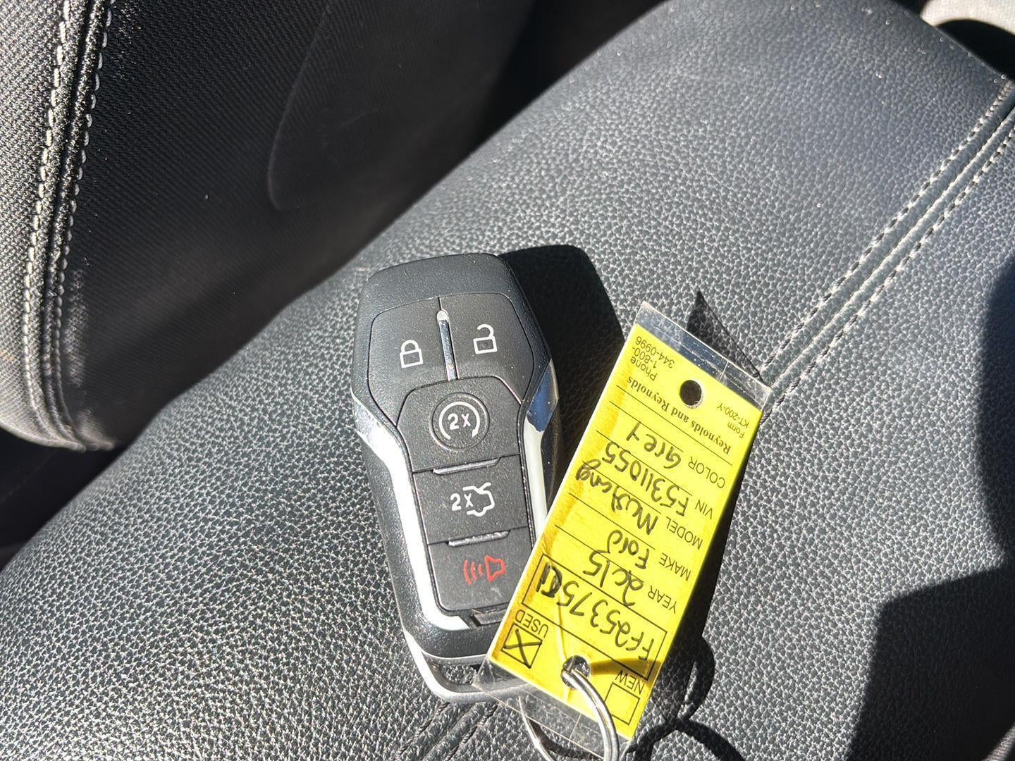 2015 Ford MUSTANG Base