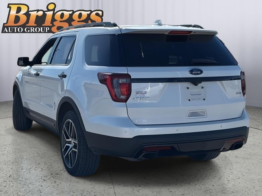 2016 Ford EXPLORER Base