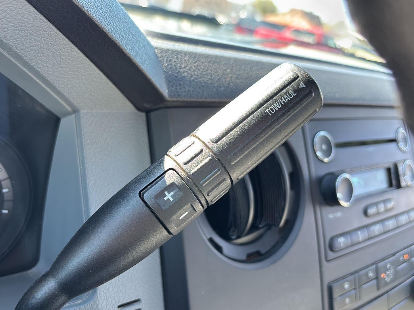 2016 Ford Super Duty F-350 DRW XL