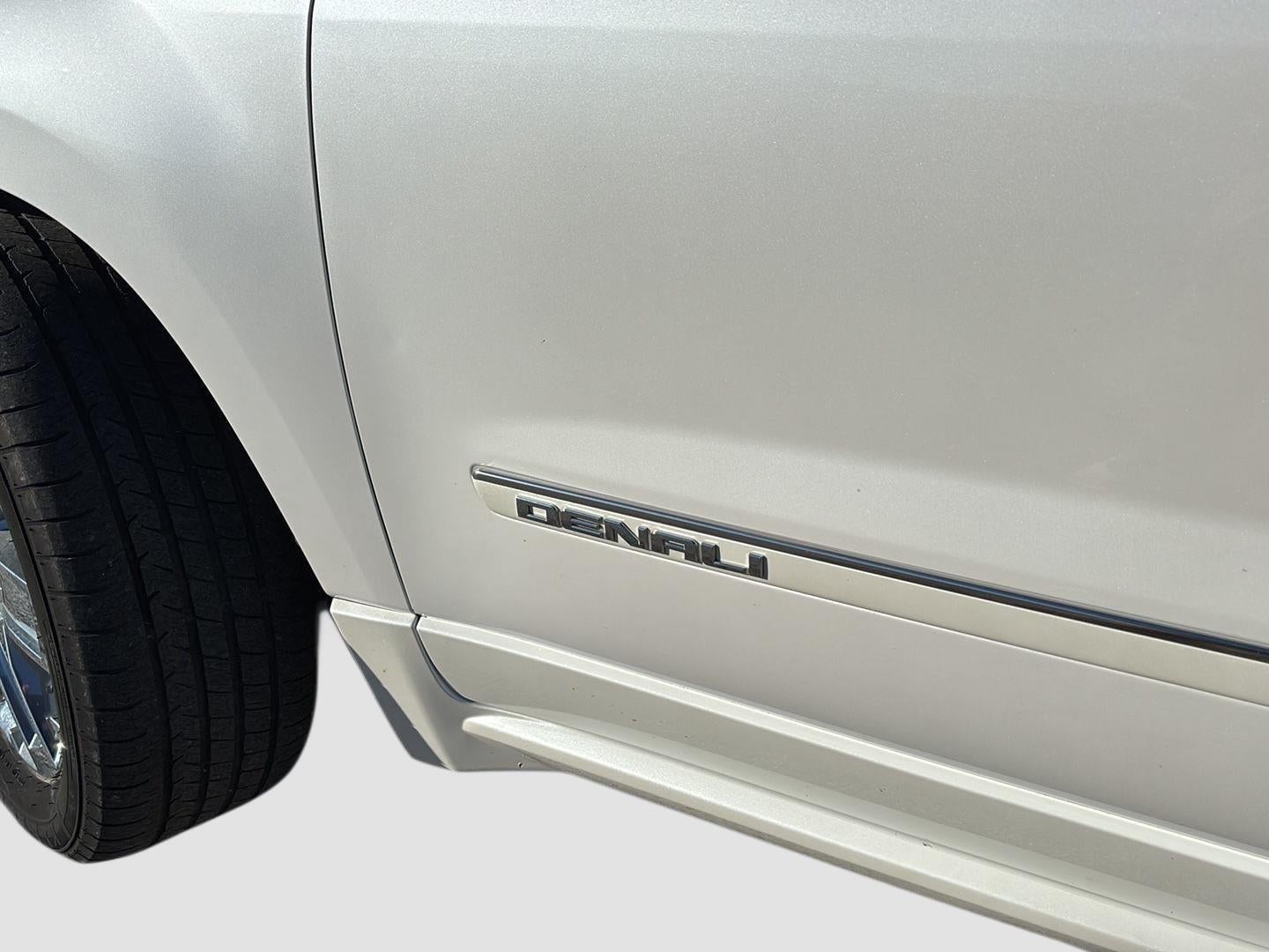 2016 GMC Acadia Denali