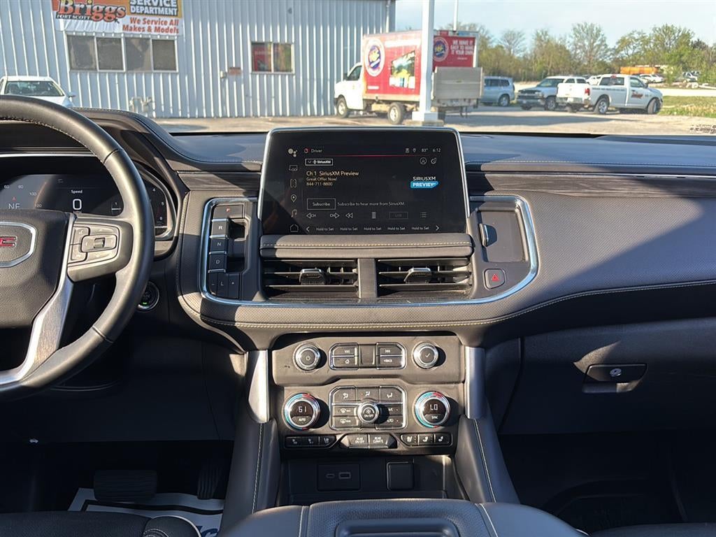 2023 GMC Yukon SLT