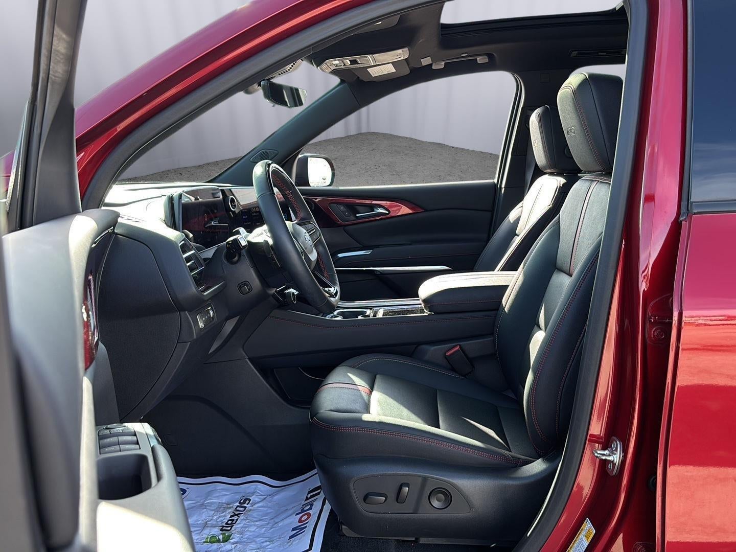 2024 Chevrolet TRAVERSE Base