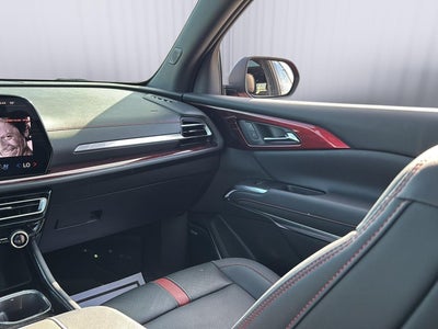 2024 Chevrolet TRAVERSE Base