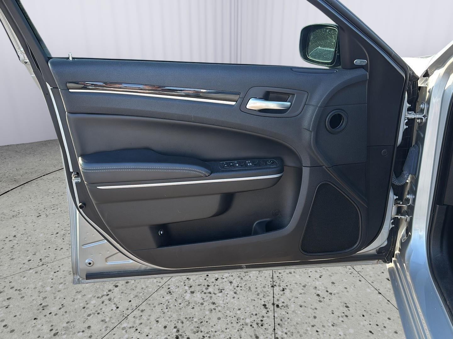 2023 Chrysler 300 300S