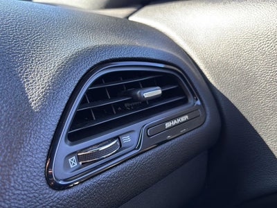 2015 Dodge Challenger R/T Shaker