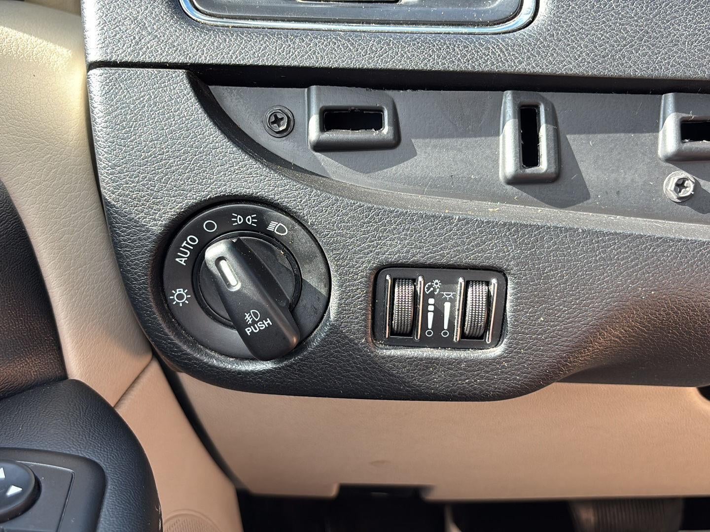 2015 Chrysler Town & Country Touring