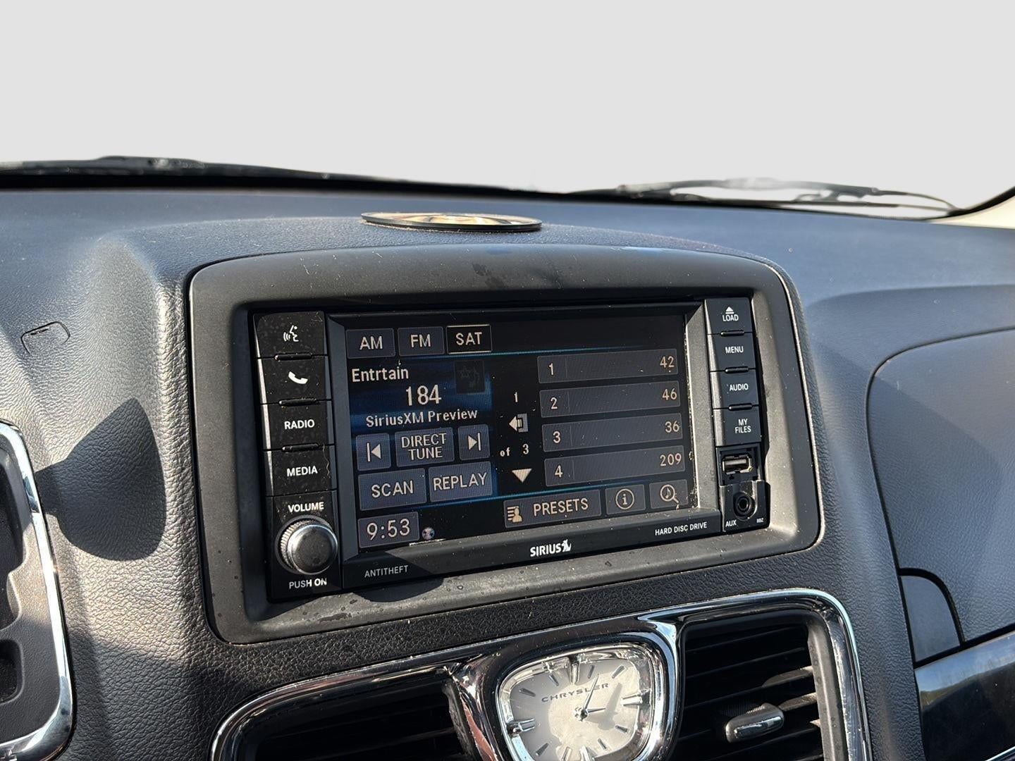 2015 Chrysler Town & Country Touring