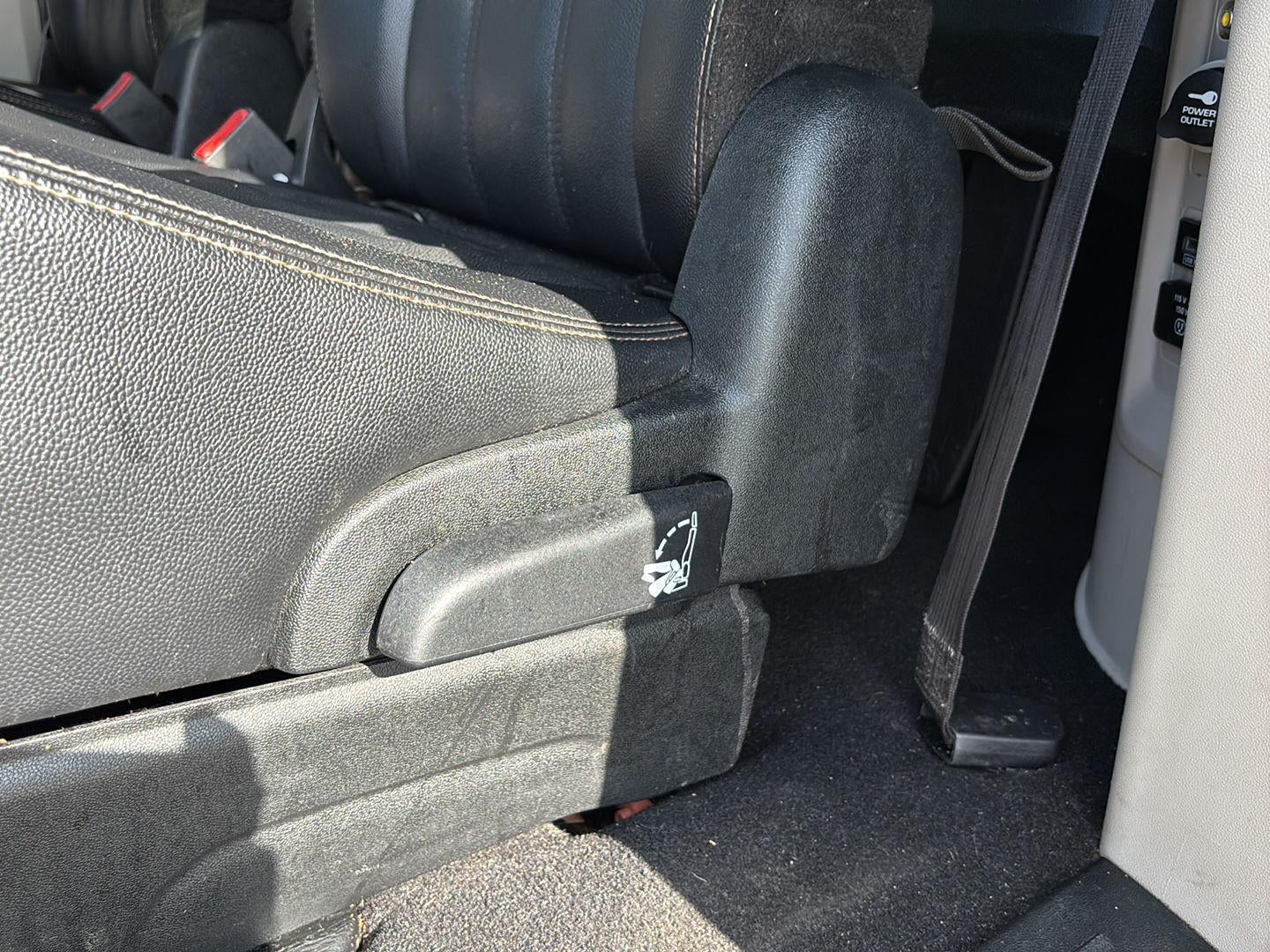 2015 Chrysler Town & Country Touring