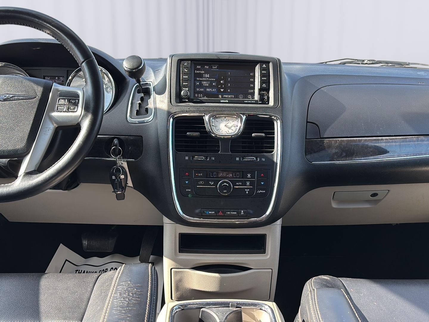 2015 Chrysler Town & Country Touring
