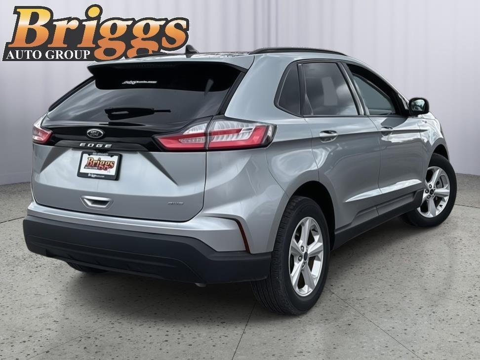 2022 Ford Edge SE