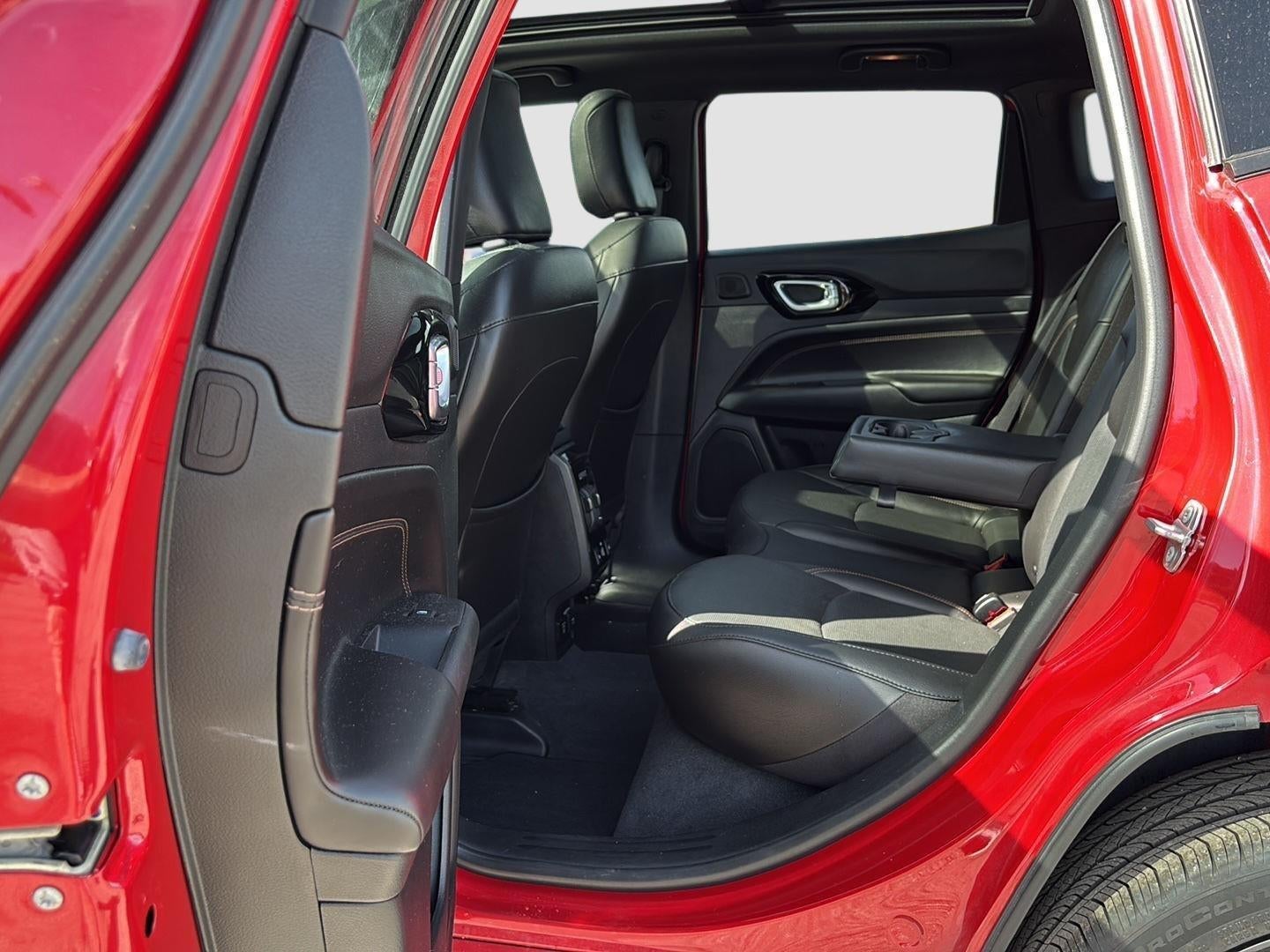 2022 Jeep Compass (RED) Edition