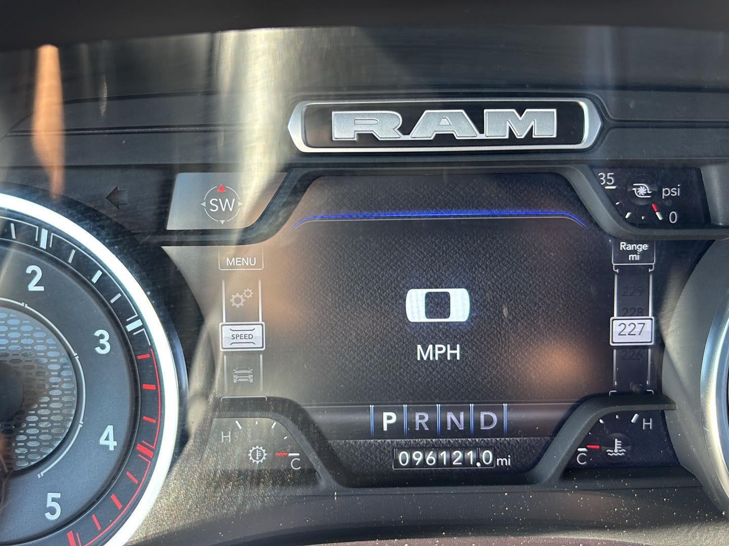 2024 RAM 3500 Laramie