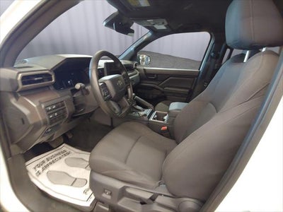 2025 Toyota Tacoma SR5