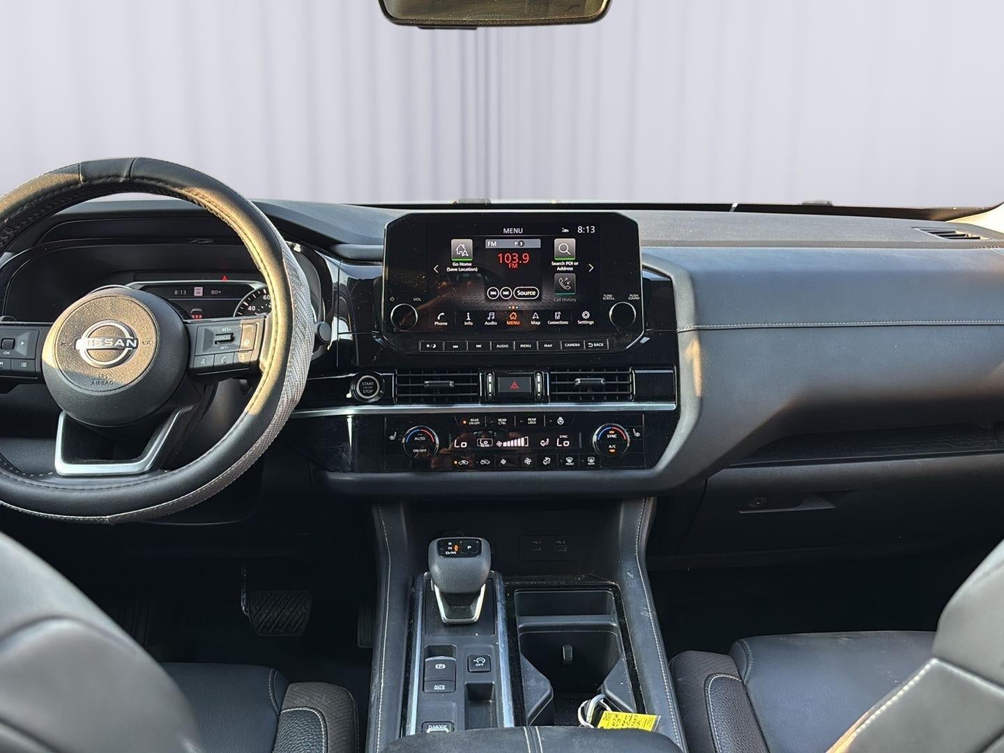 2023 Nissan Pathfinder SL