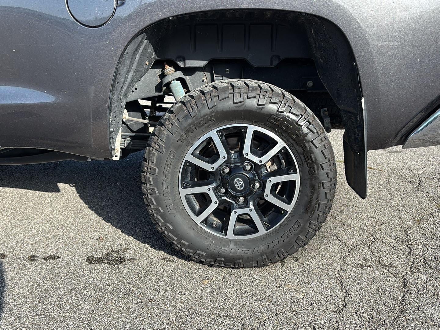 2015 Toyota TUNDRA Base