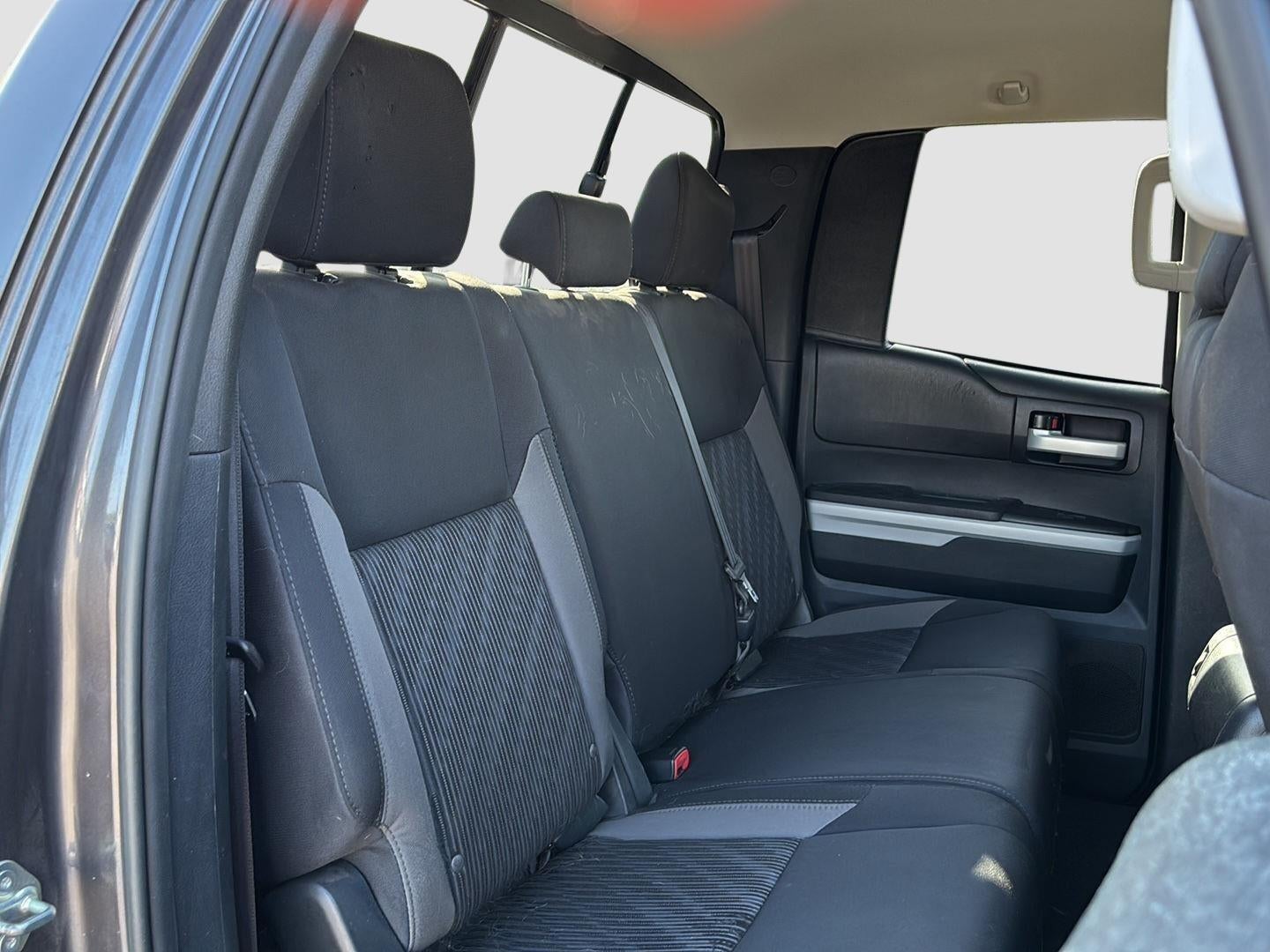2015 Toyota TUNDRA Base