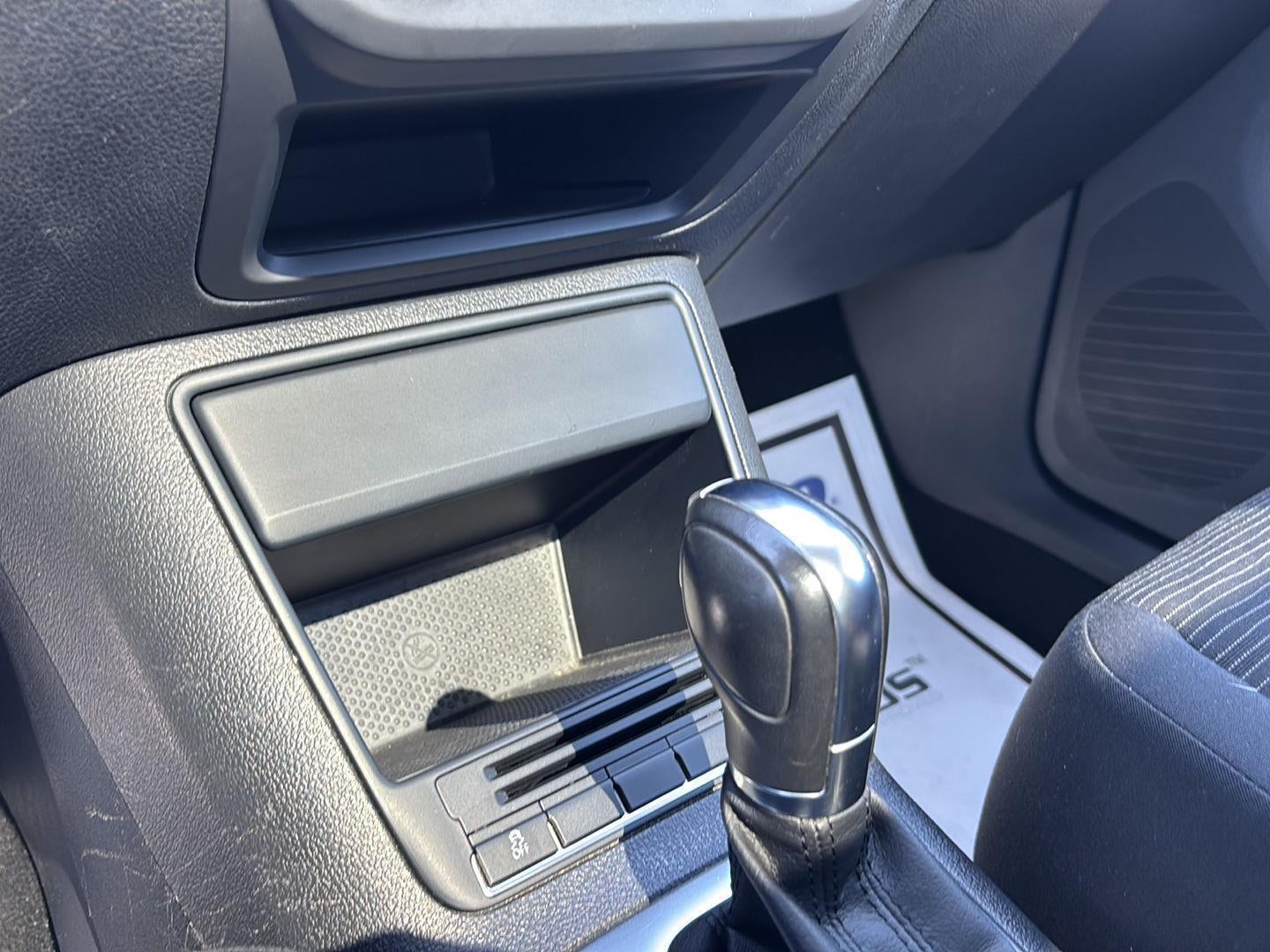 2013 Volkswagen Tiguan S w/Sunroof